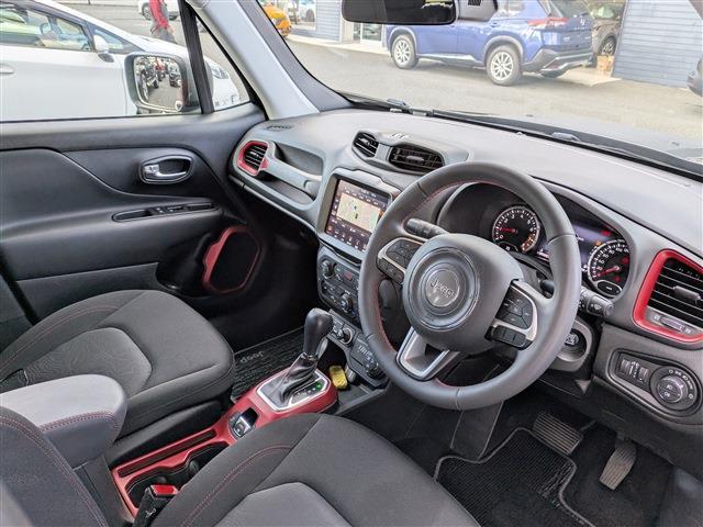 ジープ レネゲード トレイルホーク ４ＷＤ R3年 (東北) 99