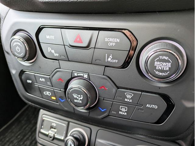 ジープ レネゲード トレイルホーク ４ＷＤ R3年 (東北) 99