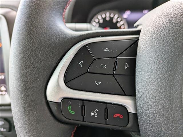 ジープ レネゲード トレイルホーク ４ＷＤ R3年 (東北) 99