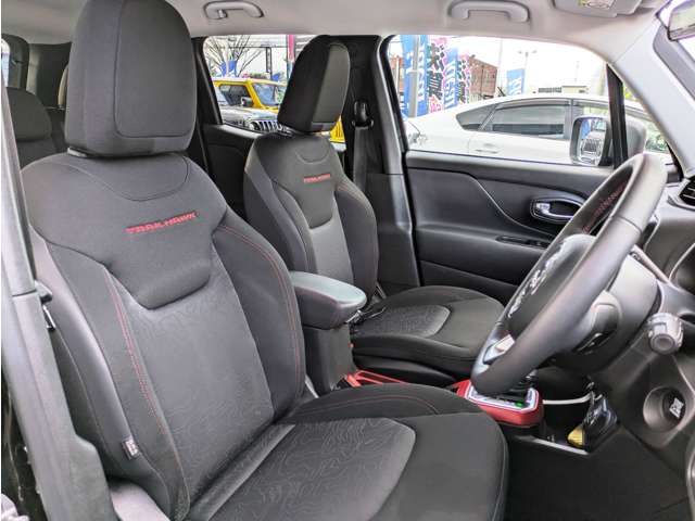 ジープ レネゲード トレイルホーク ４ＷＤ R3年 (東北) 99