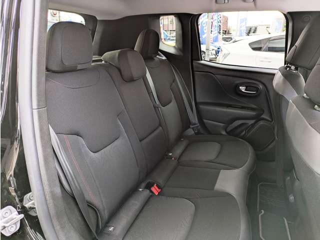 ジープ レネゲード トレイルホーク ４ＷＤ R3年 (東北) 99