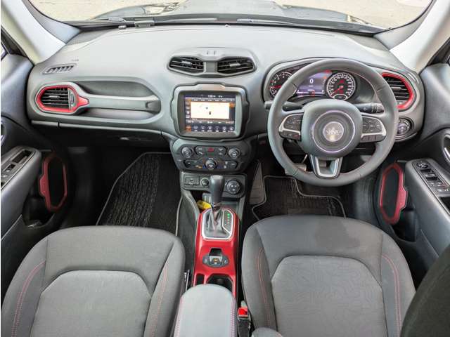 ジープ レネゲード トレイルホーク ４ＷＤ R3年 (東北) 99