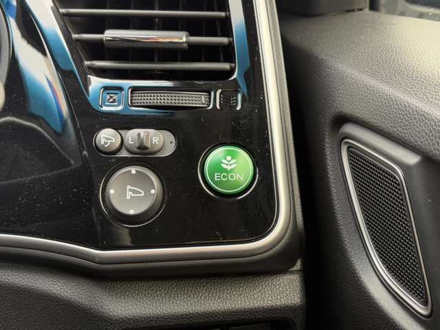 ホンダ グレイス　ハイブリッド １．５ ハイブリッド ＥＸ ４ＷＤ H27年 (東北) 99