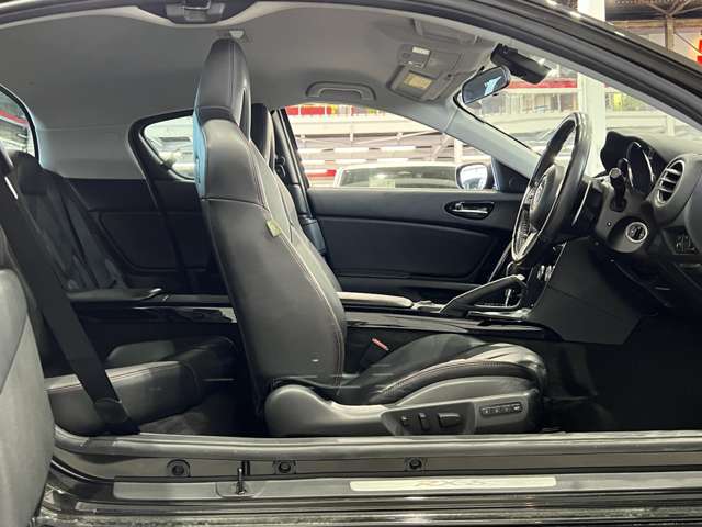 マツダ ＲＸ−８ スピリットＲ H24年 (関東) 99