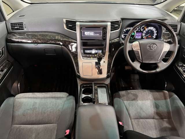 トヨタ アルファード　ハイブリッド ２．４ ＳＲ ４ＷＤ H24年 (関東) 99