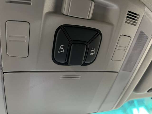 トヨタ アルファード　ハイブリッド ２．４ ＳＲ ４ＷＤ H24年 (関東) 99