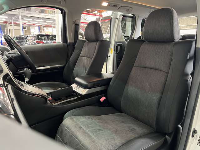 トヨタ アルファード　ハイブリッド ２．４ ＳＲ ４ＷＤ H24年 (関東) 99