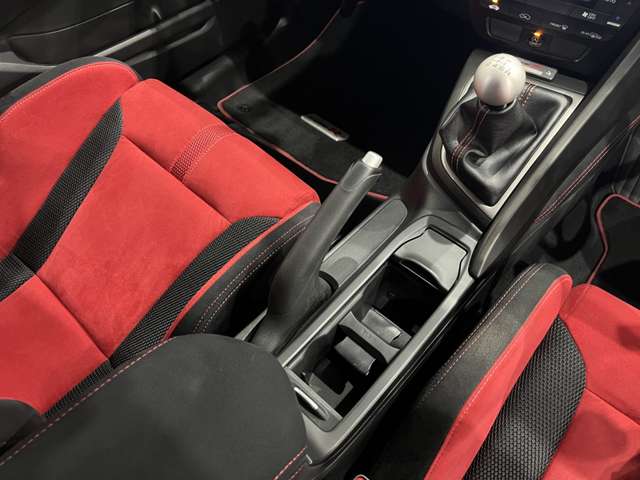 ホンダ シビック ２．０ H28年 (関東) 99