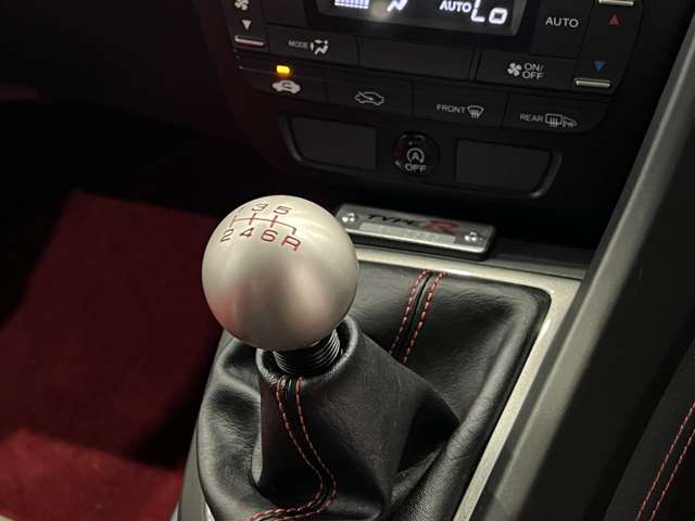 ホンダ シビック ２．０ H28年 (関東) 99