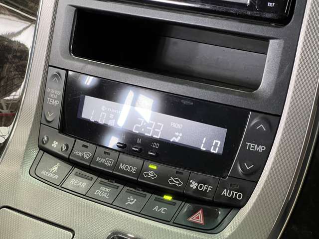 トヨタ アルファード　ハイブリッド ２．４ ＳＲ ４ＷＤ H26年 (関東) 99