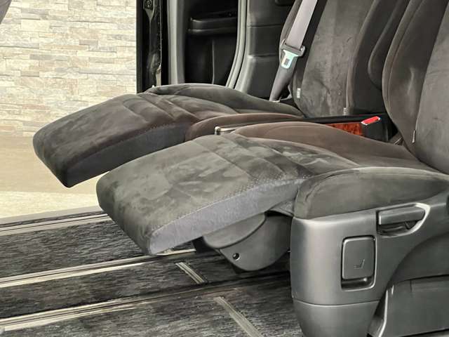 トヨタ ヴェルファイア ２．４Ｚ　プラチナセレクション H22年 (関東) 99