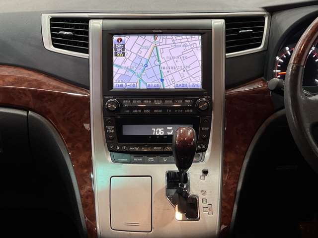 トヨタ ヴェルファイア ２．４Ｚ　プラチナセレクション H22年 (関東) 99