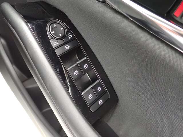 マツダ ＭＡＺＤＡ３　セダン ２．０ ２０Ｓ Ｓパッケージ R6年 (関東) 99