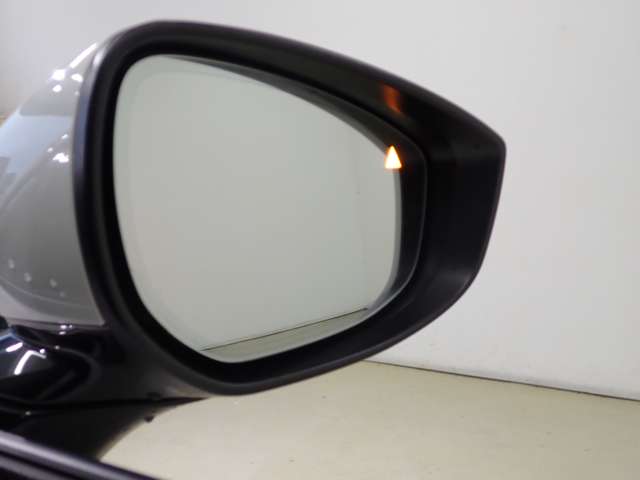 マツダ ＭＡＺＤＡ３　セダン ２．０ ２０Ｓ Ｓパッケージ R6年 (関東) 99