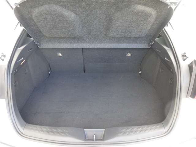 トヨタ Ｃ−ＨＲ ハイブリッド １．８ Ｇ H29年 (東北) 99