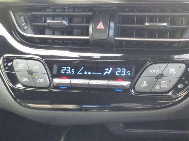 トヨタ Ｃ−ＨＲ ハイブリッド １．８ Ｇ H29年 (東北) 99