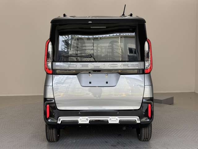 三菱 デリカ　ミニ ６６０ Ｔ プレミアム ４ＷＤ R6年 (中国) 99