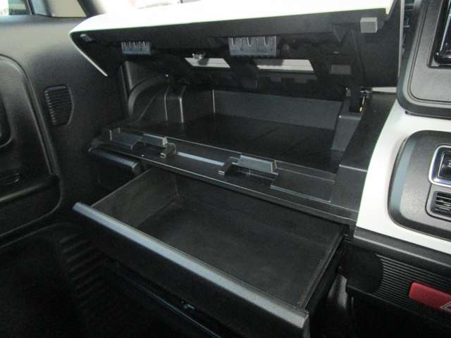 スズキ スペーシア ６６０ ハイブリッド Ｇ R1年 (中国) 99