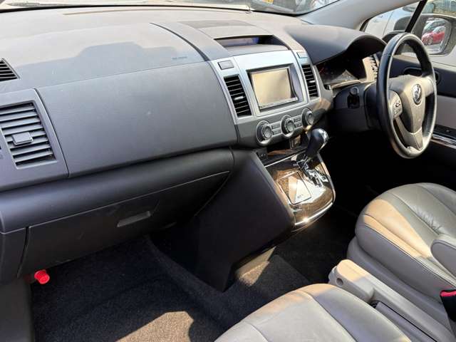 マツダ ＭＰＶ ２．３ ２３Ｓ Ｌパッケージ H22年 (中国) 99