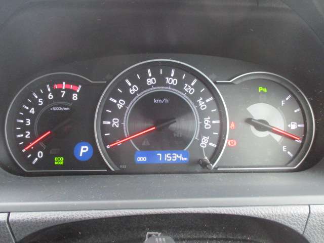 トヨタ ノア ２．０ ＳＩ ＷＸＢＩＩＩ R3年 (中国) 99