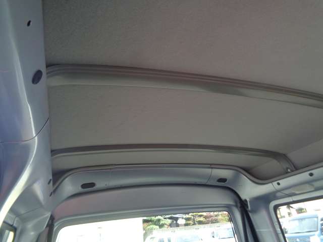 ダイハツ ハイゼットカーゴ ６６０ デラックス リミテッド ハイルーフ H27年 (中国) 99