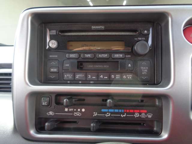 ダイハツ ハイゼットカーゴ ６６０ デラックス リミテッド ハイルーフ H27年 (中国) 99