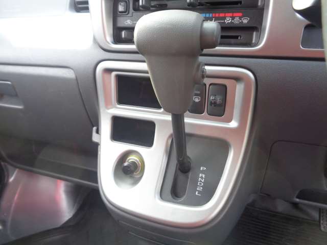 ダイハツ ハイゼットカーゴ ６６０ デラックス リミテッド ハイルーフ H27年 (中国) 99