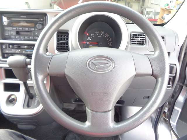 ダイハツ ハイゼットカーゴ ６６０ デラックス リミテッド ハイルーフ H27年 (中国) 99