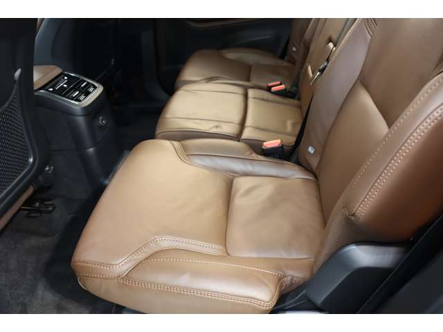 ボルボ ＸＣ９０ リチャージ プラグインハイブリッド Ｔ８ ＡＷＤ インスクリプション ４ＷＤ R3年 (近畿) 99