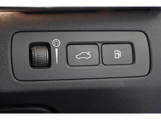 ボルボ ＸＣ９０ リチャージ プラグインハイブリッド Ｔ８ ＡＷＤ インスクリプション ４ＷＤ R3年 (近畿) 99