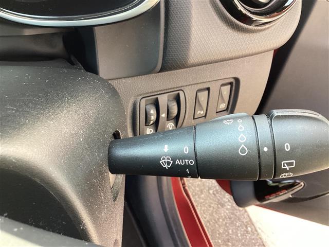 ルノー ルーテシア Ｓ　ＭＴ H29年 (東海) 99