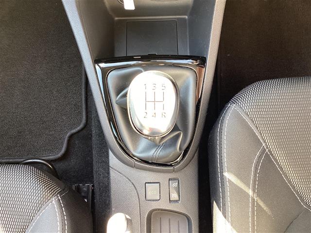 ルノー ルーテシア Ｓ　ＭＴ H29年 (東海) 99