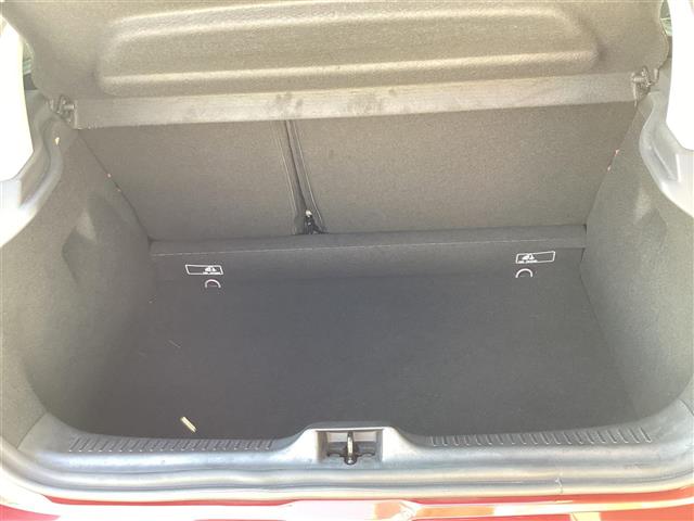 ルノー ルーテシア Ｓ　ＭＴ H29年 (東海) 99