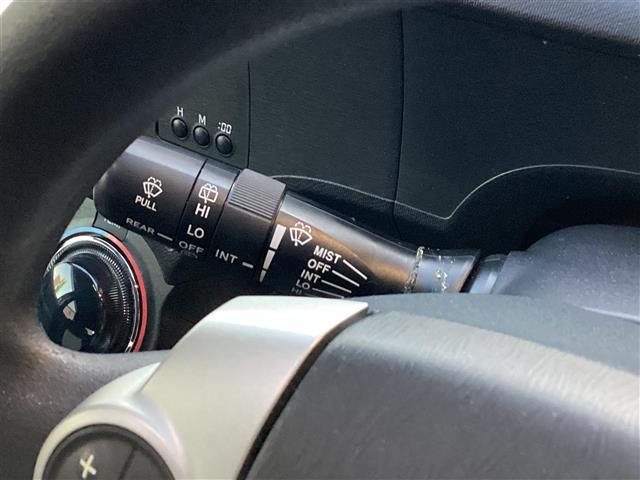 トヨタ アクア １．５ Ｓ H24年 (東海) 99