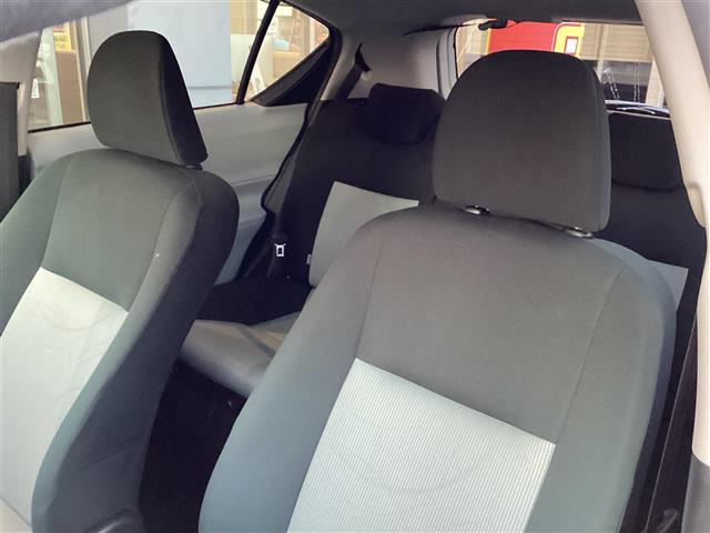 トヨタ アクア １．５ Ｓ H24年 (東海) 99