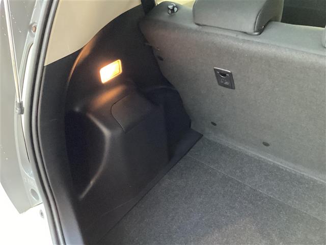 トヨタ アクア １．５ Ｓ H24年 (東海) 99