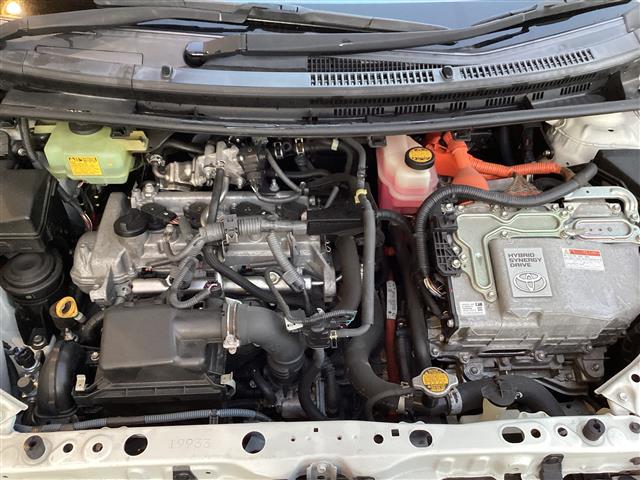 トヨタ アクア １．５ Ｓ H24年 (東海) 99