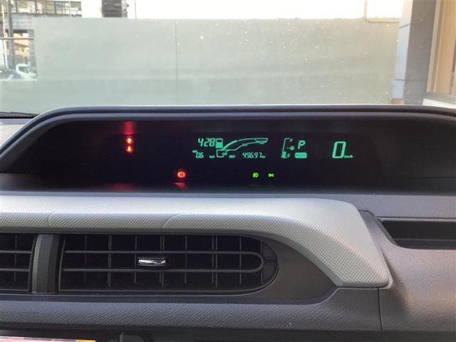 トヨタ アクア １．５ Ｓ H24年 (東海) 99