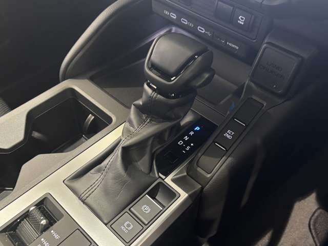 トヨタ ランドクルーザー２５０ ２．７ ＶＸ ４ＷＤ R6年 (東北) 99