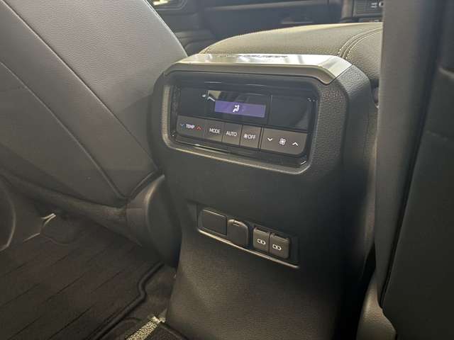 トヨタ ランドクルーザー２５０ ２．７ ＶＸ ４ＷＤ R6年 (東北) 99