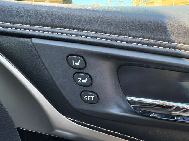 トヨタ ハリアー　ハイブリッド ２．５ ハイブリッド Ｅ－ＦＯＵＲ プログレス メタル アンド レザーパッケージ ４ＷＤ R1年 (東北) 99