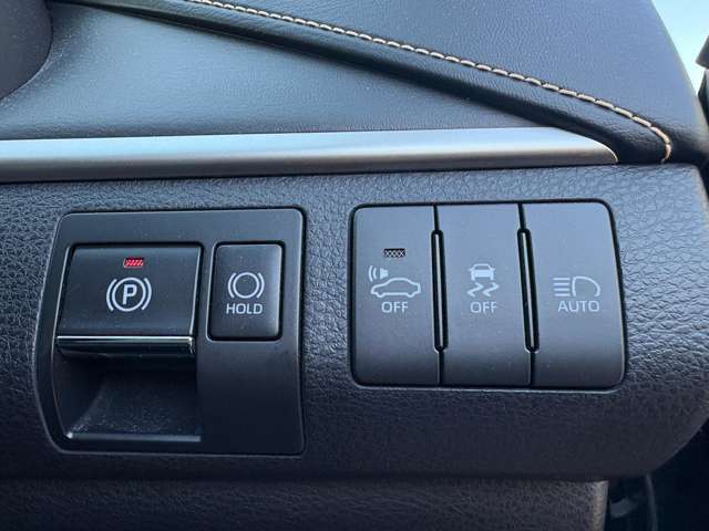 トヨタ ハリアー　ハイブリッド ２．５ ハイブリッド Ｅ－ＦＯＵＲ プログレス メタル アンド レザーパッケージ ４ＷＤ R1年 (東北) 99