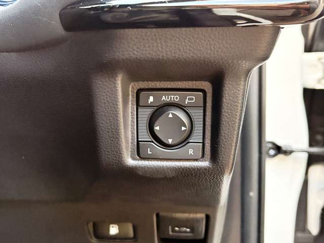 トヨタ クラウン　ハイブリッド ハイブリッド ２．５ ＲＳ アドバンス R1年 (東北) 99