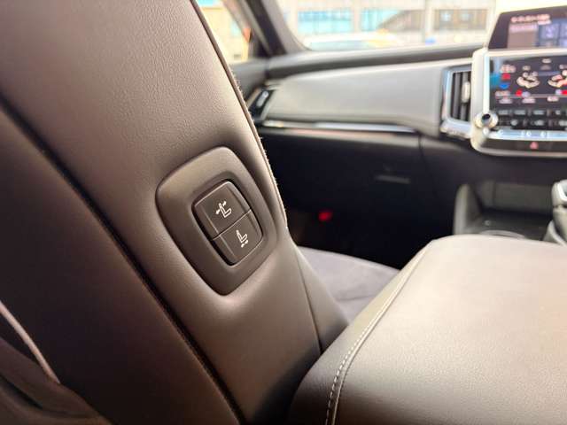 トヨタ クラウン　ハイブリッド ハイブリッド ２．５ ＲＳ アドバンス R1年 (東北) 99