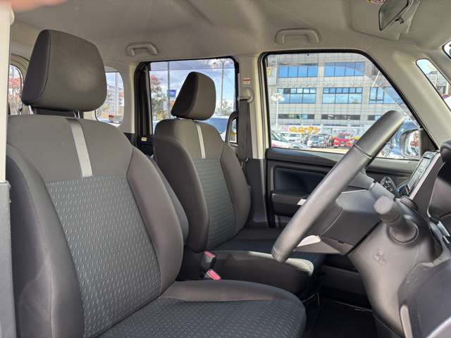 トヨタ ルーミー １．０ カスタム Ｇ R4年 (東北) 99