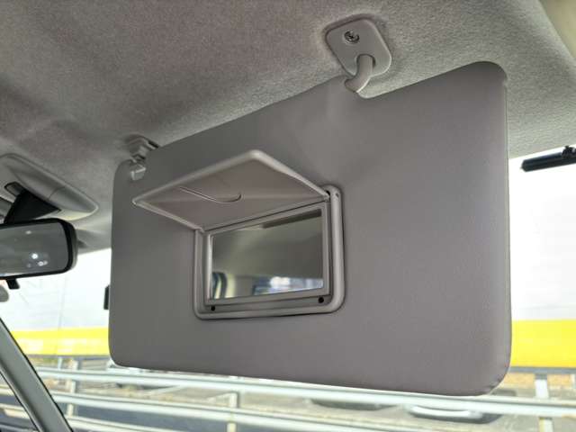 トヨタ ルーミー １．０ カスタム Ｇ R4年 (東北) 99