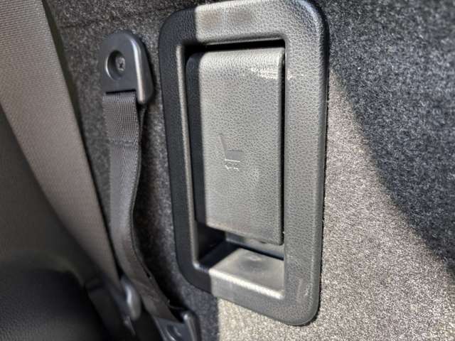 トヨタ ルーミー １．０ カスタム Ｇ R4年 (東北) 99