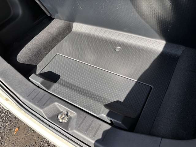 トヨタ ルーミー １．０ カスタム Ｇ R4年 (東北) 99