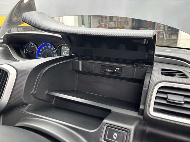 スズキ ソリオ １．２ ハイブリッド ＭＸ デュアルカメラブレーキサポート装着車 ４ＷＤ H29年 (東北) 99