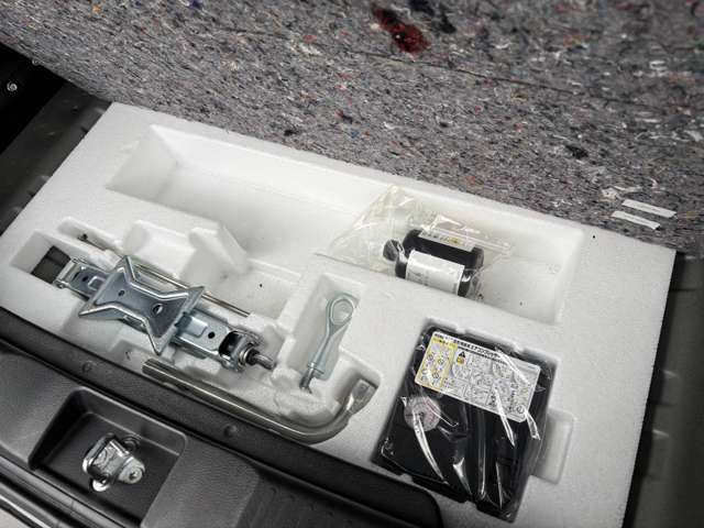 スズキ ソリオ １．２ ハイブリッド ＭＸ デュアルカメラブレーキサポート装着車 ４ＷＤ H29年 (東北) 99